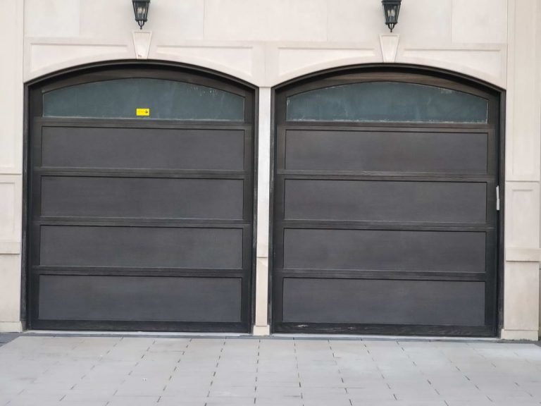 garage-door-panel-replacement-toronto